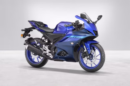Yamaha R15S Racing Blue2