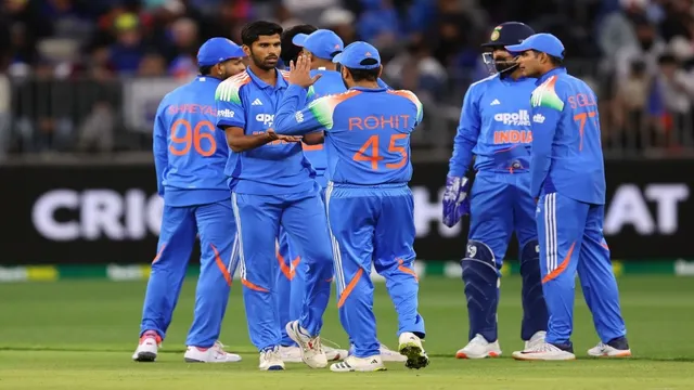 India vs Australia 2nd ODI 2025: पहला वनडे हारने के बाद टीम इंडिया की निगाहें अब दूसरे वनडे पर, प्लेइंग 11 में बड़ा बदलाव संभव 3 India vs Australia 2nd ODI 2025