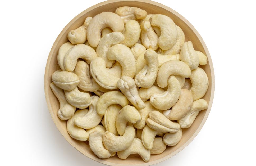 Yahan Sabzi Ke Bhaav Bikta Hai Kaju, Sirf ₹500 Mein Jhola Bhar Ke Le Jao Ghar – Jaano Kahaan Mil Raha Hai Itna Sasta Kaju 3 Kaju2