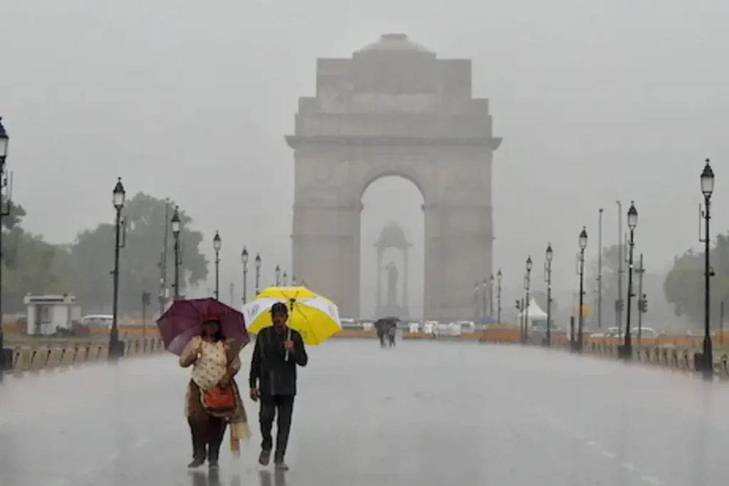 दिल्ली-NCR में ठंड की दस्तक कब होगी? 10 राज्यों में भारी बारिश की चेतावनी | Weather Update 2025 4 NCR
