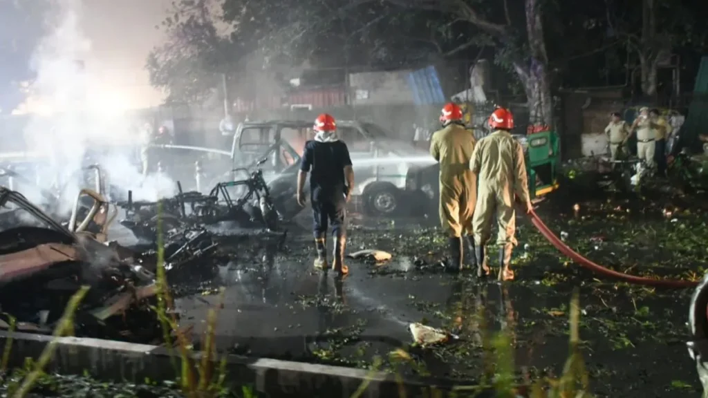 Delhi Blast: NIA को मिली बड़ी सफलता, कश्मीरी युवक गिरफ्तार – Red Fort Blast Case Explained! 2 Delhi Blast