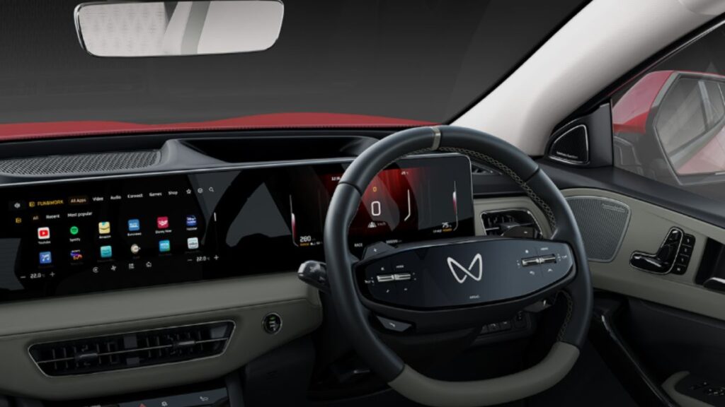 Mahindra XEV 9S भारत में लॉन्च: ट्रिपल-स्क्रीन, ADAS लेवल-2, 7-सीटर इलेक्ट्रिक SUV की सारी डिटेल्स 3 Mahindra XEV 9S