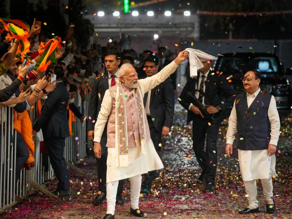 बिहार चुनाव 2025: NDA की प्रचंड जीत और दिल्ली में मोदी का संबोधन — एक विस्तृत विश्लेषण 2 NDA