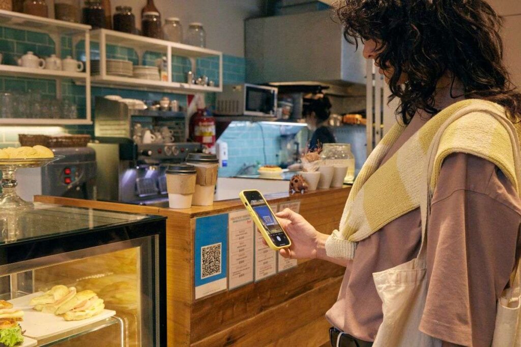 Sweden cashless country? डिजिटल पेमेंट की क्रांति और इसके सबक भारत समेत दुनिया के लिए 2025! 3 Sweden cashless