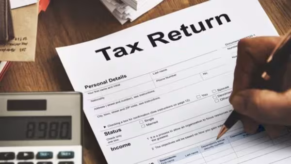 Income Tax Refund: रिफंड कब और कैसे मिलेगा? जानिए पूरा प्रोसेस! 4 Income Tax Refund