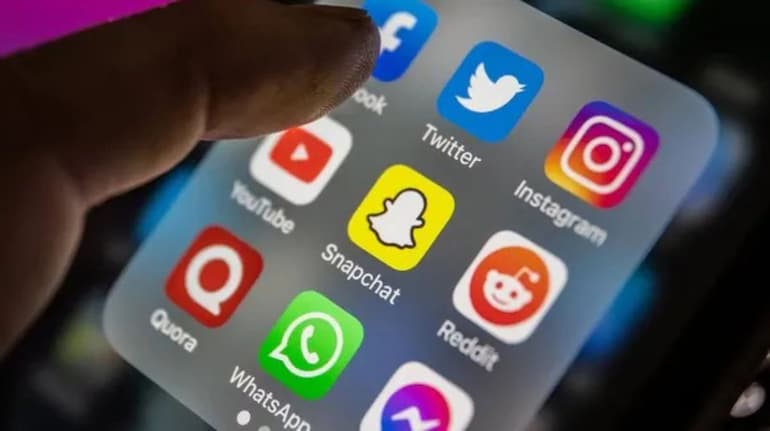 सरकार ने लगाया WhatsApp-Telegram पर नया ताला: SIM-Binding और हर 6 घंटे में Web लॉग-आउट जरूरी | 3 WhatsApp-Telegram