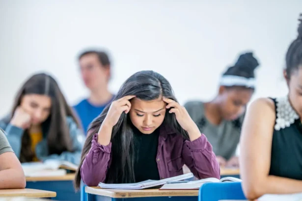 कम अंकों वाले छात्रों के लिए सफल करियर की राह